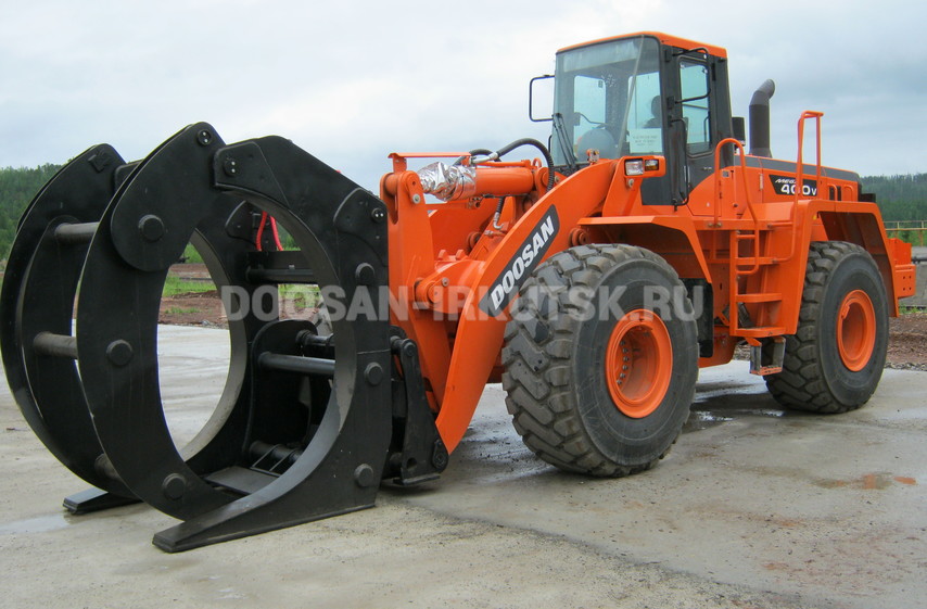 Фронтальный лесопогрузчик DOOSAN DL 550A (3 SP)