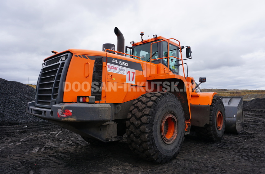 Колесный погрузчик DOOSAN DL 550A (3 SP)