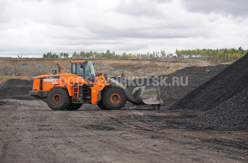 Колесный погрузчик DOOSAN DL 550A (3 SP)