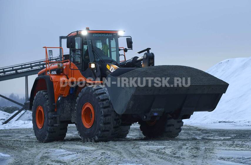 Колесный погрузчик DOOSAN DL 550A (3 SP)