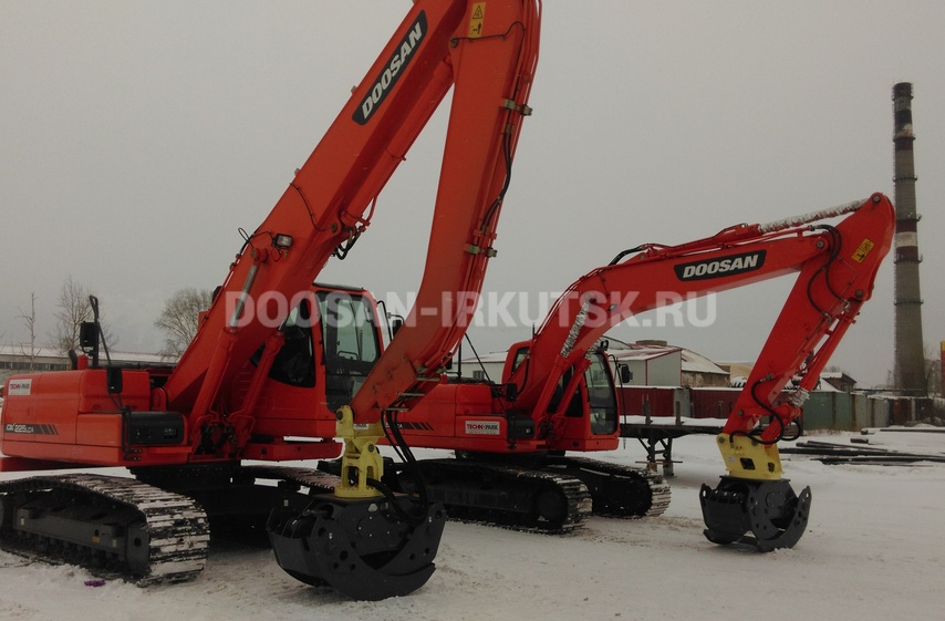 Бревноперегружатель гусеничный DOOSAN DX 225 LCA