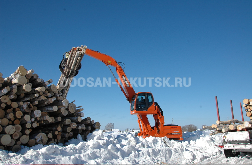 Бревноперегружатель гусеничный DOOSAN DX 225 LCA