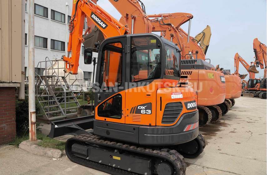 Гусеничный экскаватор DOOSAN DX 63-3